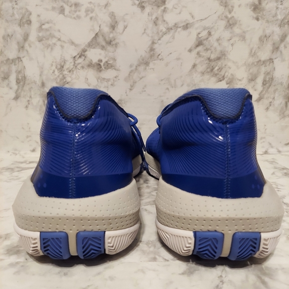 Pre-owned 2019 under Armour SC 3zero III - Picture 6 of 11